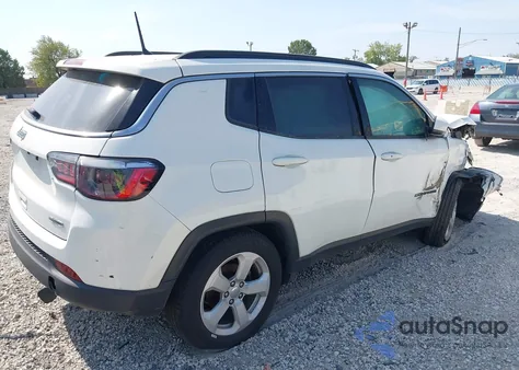 2018 Jeep Compass Latitude Fwd from USA, damaged, VIN 3C4NJCBB4JT330800